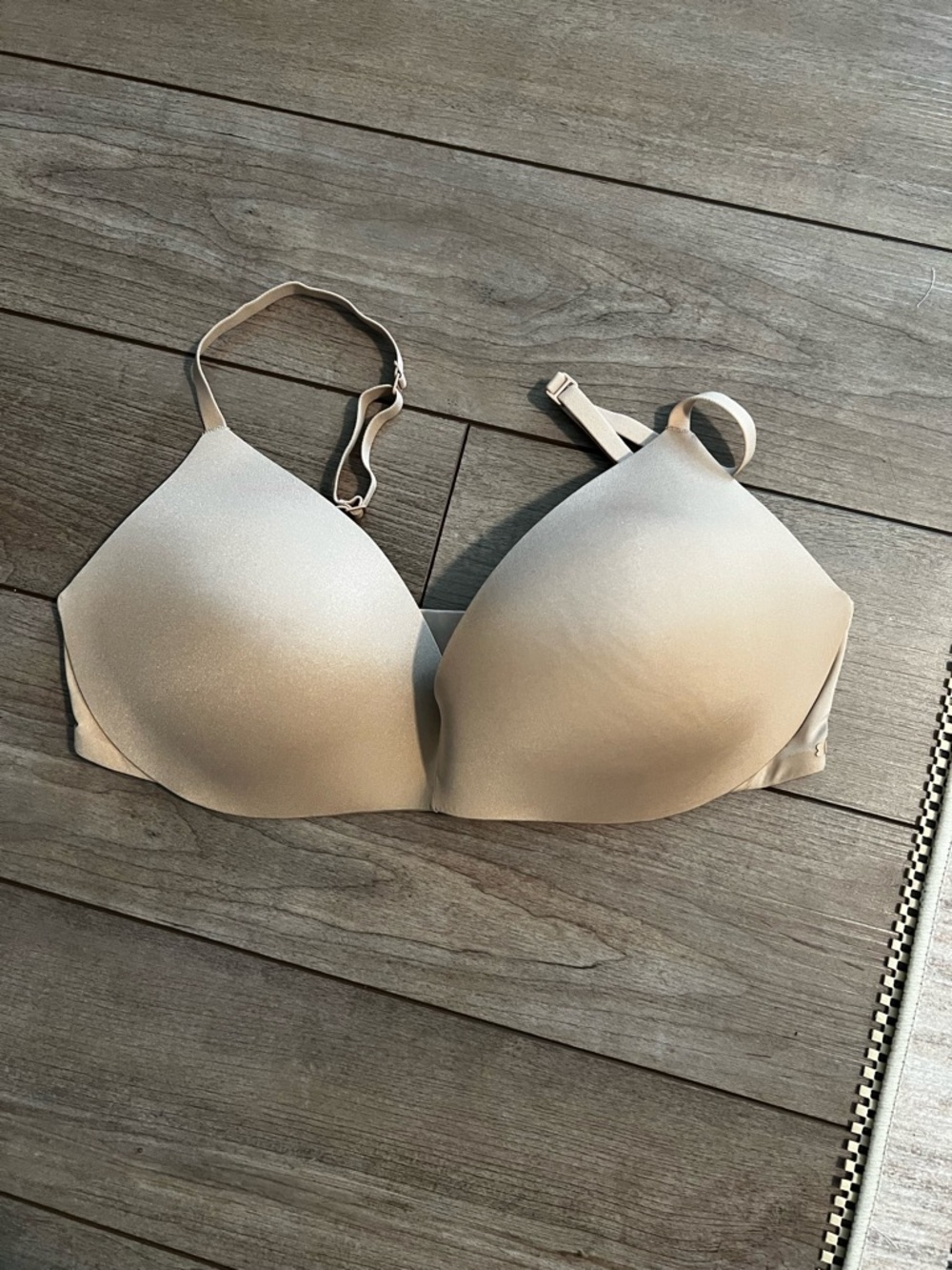 SKIMS Sculpting Nude Smooth T-Shirt Bra